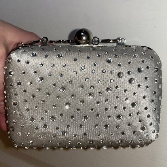 Silver, sparkly clutch - Picture 1 of 5